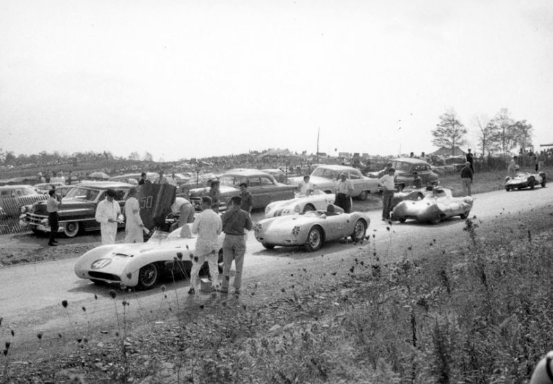 Click image for larger version

Name:	550v201.jpg
Views:	70
Size:	72.1 KB
ID:	49943