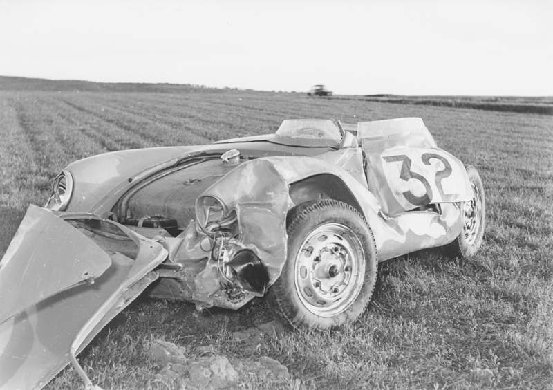 Click image for larger version

Name:	195612hrReims3.JPG
Views:	95
Size:	55.9 KB
ID:	59240