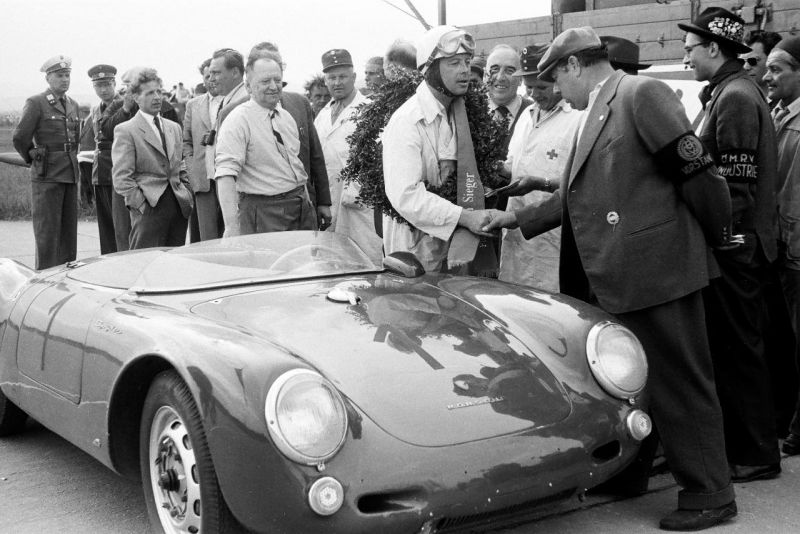 Click image for larger version

Name:	550v476.jpg
Views:	66
Size:	79.0 KB
ID:	76008