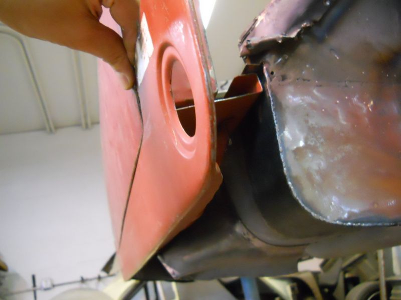 Click image for larger version

Name:	Achassis2447.JPG
Views:	81
Size:	43.9 KB
ID:	51729