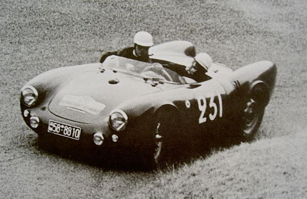 Click image for larger version

Name:	550StorezLingeTDF54.JPG
Views:	99
Size:	56.3 KB
ID:	91574