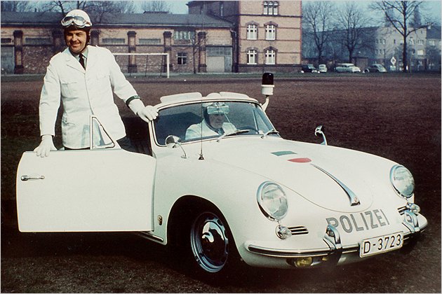 Click image for larger version

Name:	old560.jpg
Views:	92
Size:	69.9 KB
ID:	32714