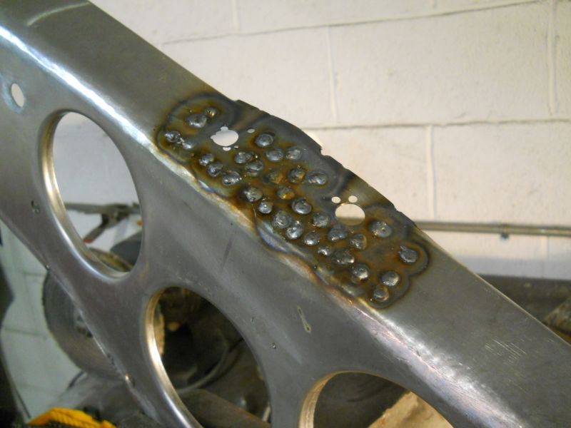 Click image for larger version

Name:	Achassis3653.JPG
Views:	119
Size:	51.8 KB
ID:	61443