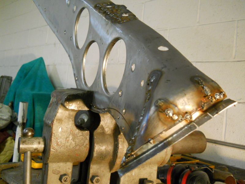 Click image for larger version

Name:	Achassis3654.JPG
Views:	116
Size:	67.0 KB
ID:	61442