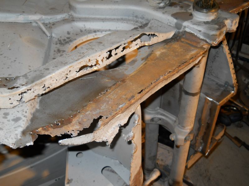 Click image for larger version

Name:	Achassis198.JPG
Views:	168
Size:	71.7 KB
ID:	16202