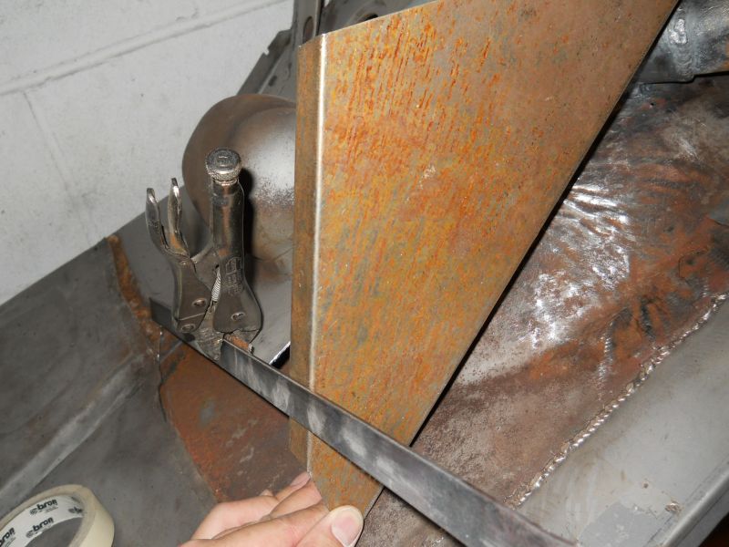 Click image for larger version

Name:	Achassis597.JPG
Views:	119
Size:	75.6 KB
ID:	24587