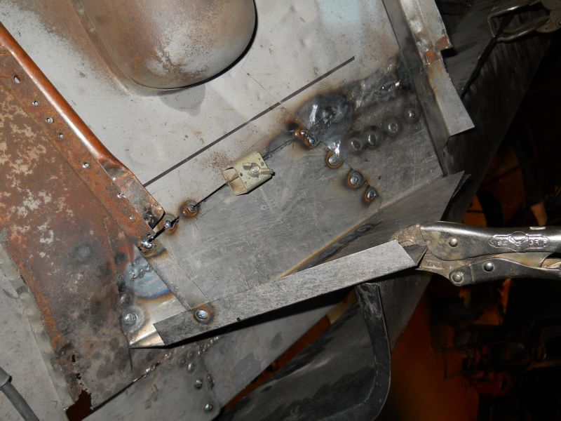 Click image for larger version

Name:	Achassis634.JPG
Views:	115
Size:	74.0 KB
ID:	24903