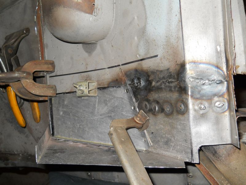 Click image for larger version

Name:	Achassis633.JPG
Views:	116
Size:	76.0 KB
ID:	24901