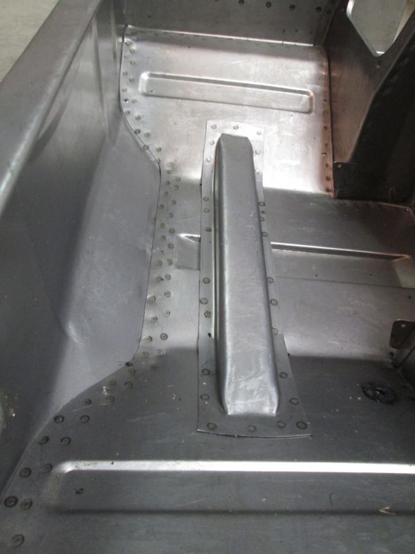 Click image for larger version

Name:	A-SRCOUPE015.JPG
Views:	442
Size:	49.7 KB
ID:	83204