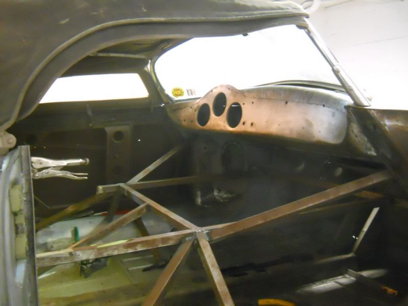 Click image for larger version

Name:	Achassis4106.JPG
Views:	69
Size:	48.6 KB
ID:	66159