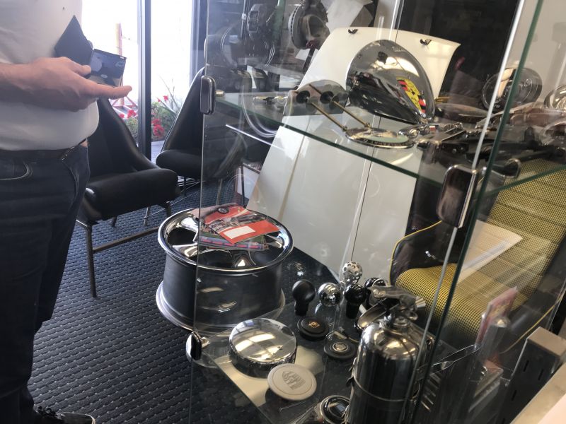 Click image for larger version

Name:	LALITANDMET2018732.JPG
Views:	54
Size:	92.5 KB
ID:	98323