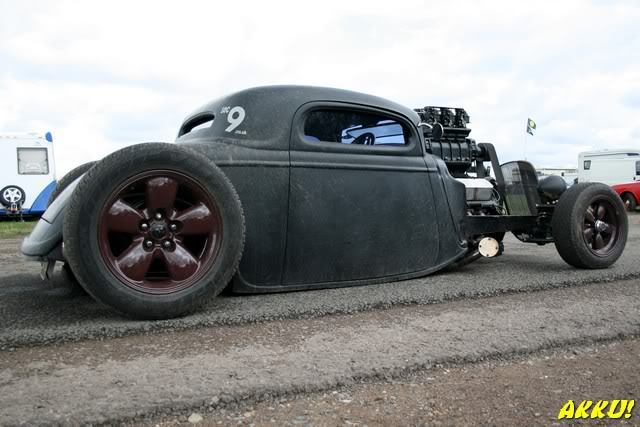 Click image for larger version

Name:	2htr05921.jpg
Views:	101
Size:	42.2 KB
ID:	103232