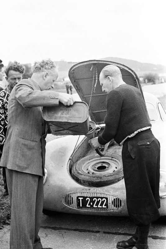 Click image for larger version

Name:	46029_703667709665767_1450425918_n.jpg
Views:	94
Size:	66.4 KB
ID:	39393