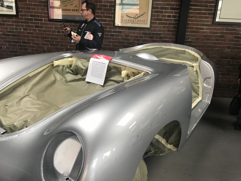 Click image for larger version

Name:	LALITANDMET2018492.JPG
Views:	40
Size:	71.6 KB
ID:	98144