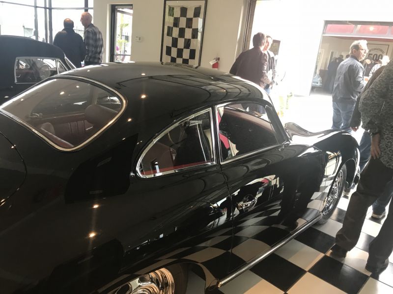 Click image for larger version

Name:	LALITANDMET2018485.JPG
Views:	47
Size:	72.1 KB
ID:	98122