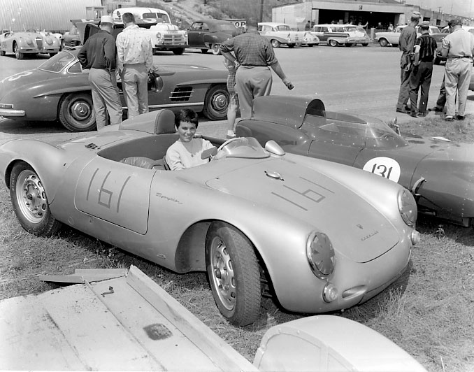 Click image for larger version

Name:	Suzy1_2015-09-09.jpg
Views:	108
Size:	90.1 KB
ID:	66734