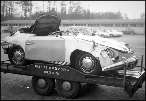 Click image for larger version

Name:	tumblr_mxxtj0afLI1rbjh8to1_500.jpg
Views:	118
Size:	60.8 KB
ID:	32972