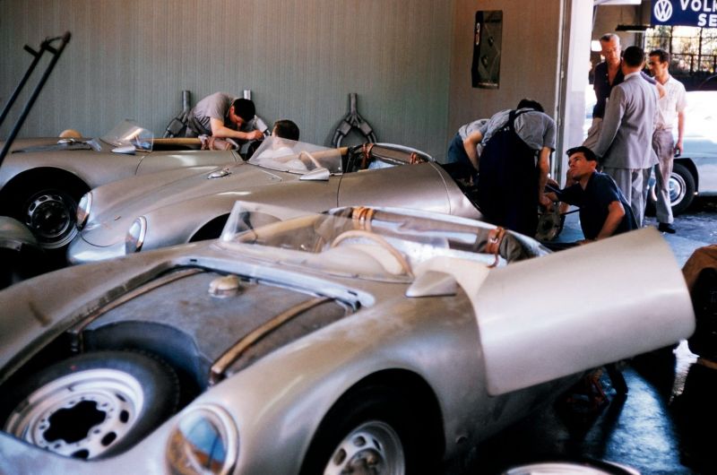 Click image for larger version

Name:	550r6.jpg
Views:	75
Size:	68.4 KB
ID:	85489