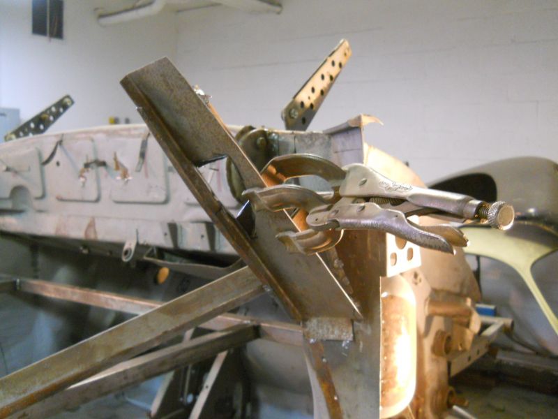 Click image for larger version

Name:	Achassis1915.JPG
Views:	77
Size:	57.4 KB
ID:	46789