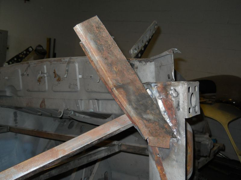 Click image for larger version

Name:	Achassis1879.JPG
Views:	96
Size:	52.7 KB
ID:	46575