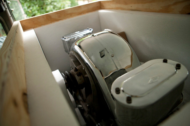 Click image for larger version

Name:	crate2-L.jpg
Views:	63
Size:	91.0 KB
ID:	52106