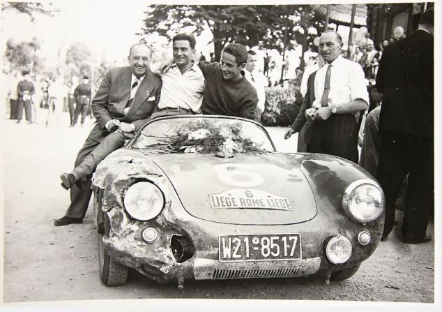 Click image for larger version

Name:	550LRL55Storezgacon233.JPG
Views:	171
Size:	68.6 KB
ID:	103535