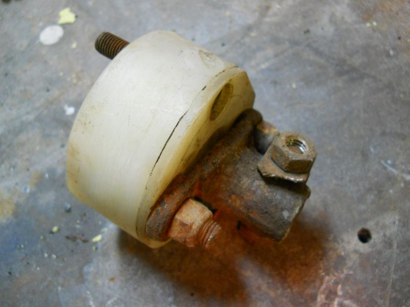 Click image for larger version

Name:	Achassis1066.JPG
Views:	130
Size:	49.8 KB
ID:	37302