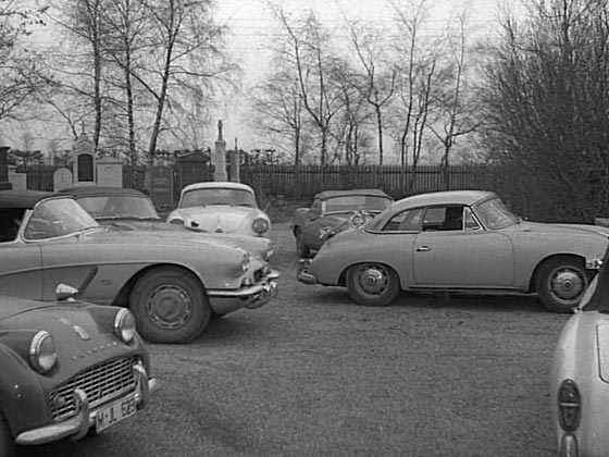 Click image for larger version

Name:	old691.jpg
Views:	117
Size:	52.1 KB
ID:	30749