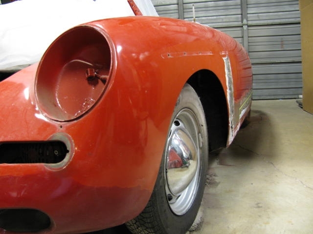 Click image for larger version

Name:	12-093.LSidewDoorOnCar-LowerSkinNotOnYet.JPG
Views:	207
Size:	138.9 KB
ID:	14451