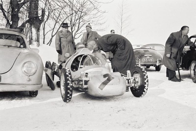 Click image for larger version

Name:	1497810_10151744592810044_1535392144_n.jpg
Views:	90
Size:	75.3 KB
ID:	39711