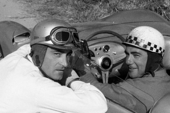 Click image for larger version

Name:	09_Umberto-Maglioli-and-his-.jpg
Views:	62
Size:	34.0 KB
ID:	55433