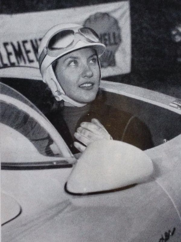 Click image for larger version

Name:	550v255.jpg
Views:	57
Size:	83.7 KB
ID:	55561