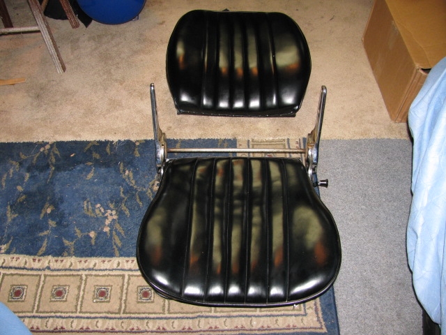 Click image for larger version

Name:	6-5-134.Seats-DriversSeatOutToBeCovered.JPG
Views:	78
Size:	232.9 KB
ID:	20388