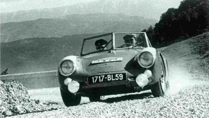 Click image for larger version

Name:	550Dutoitestagerroutesdunord59.JPG
Views:	79
Size:	71.0 KB
ID:	96851