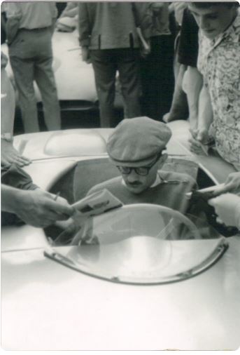 Click image for larger version

Name:	RVFAvus565.JPG
Views:	81
Size:	29.4 KB
ID:	86786