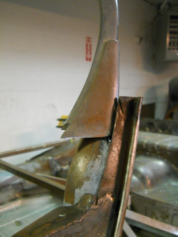 Click image for larger version

Name:	Achassis2221.JPG
Views:	98
Size:	47.7 KB
ID:	50116