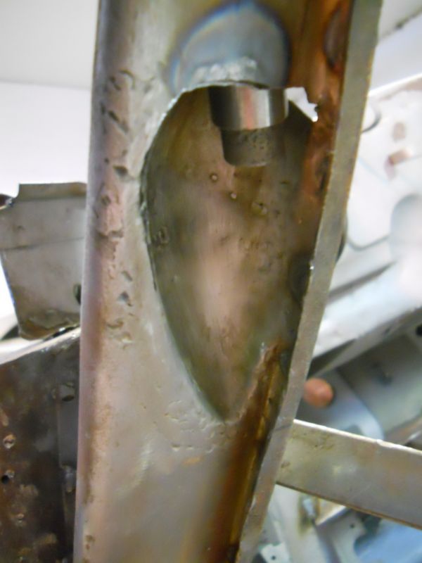 Click image for larger version

Name:	Achassis2229.JPG
Views:	92
Size:	44.5 KB
ID:	50181