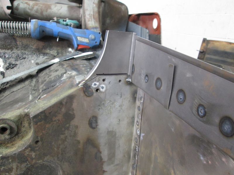 Click image for larger version

Name:	Achassis5184.JPG
Views:	92
Size:	63.0 KB
ID:	75178