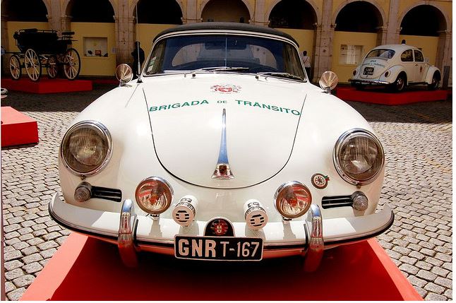 Click image for larger version

Name:	Pomice3.JPG
Views:	99
Size:	78.1 KB
ID:	28466