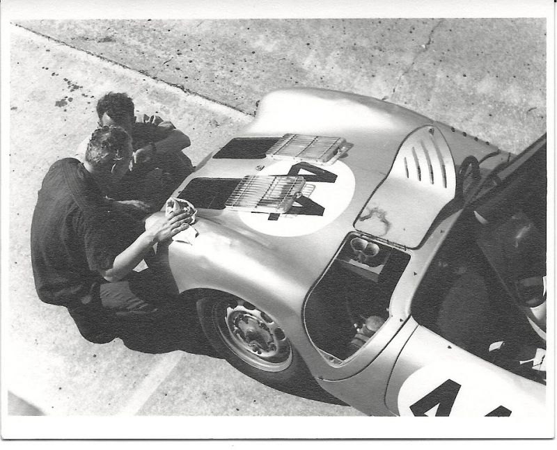 Click image for larger version

Name:	550v444.jpg
Views:	117
Size:	101.6 KB
ID:	68971