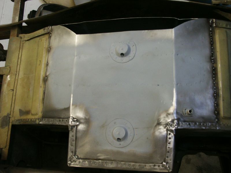 Click image for larger version

Name:	carrera262.jpg
Views:	131
Size:	47.5 KB
ID:	2361