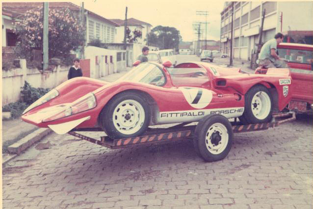 Click image for larger version

Name:	Fitti-PorscheporRodoldoSevecenco5.jpg
Views:	71
Size:	54.8 KB
ID:	59617