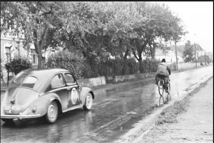 Click image for larger version

Name:	PEStrahleschondorfalpenfahrt1952.JPG
Views:	70
Size:	39.2 KB
ID:	93187