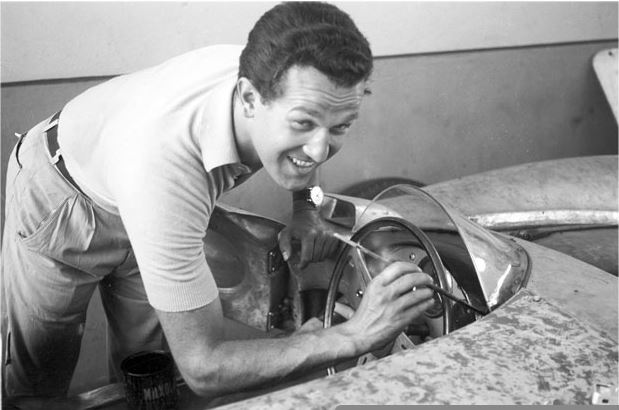 Click image for larger version

Name:	550Targaflorio568.JPG
Views:	85
Size:	46.5 KB
ID:	99640