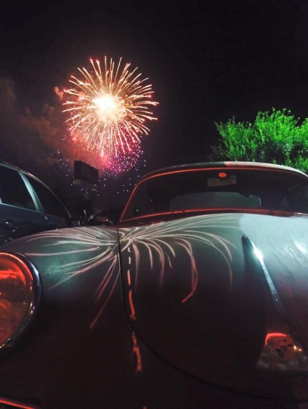 Click image for larger version

Name:	356fireworks.jpg
Views:	71
Size:	52.5 KB
ID:	64175