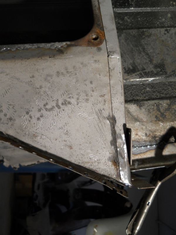 Click image for larger version

Name:	Achassis166.JPG
Views:	148
Size:	64.1 KB
ID:	15784